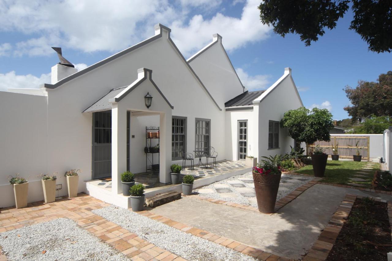 The Lily House Hotel Hermanus Buitenkant foto